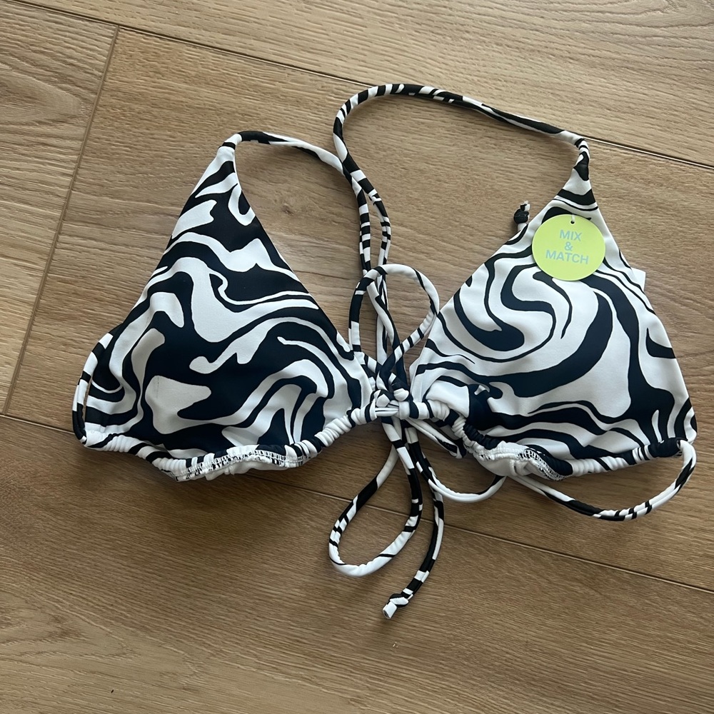 Forever 21 bikini top